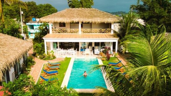 Accommodation of Vikara Healing Center in Olon surf Ecuador