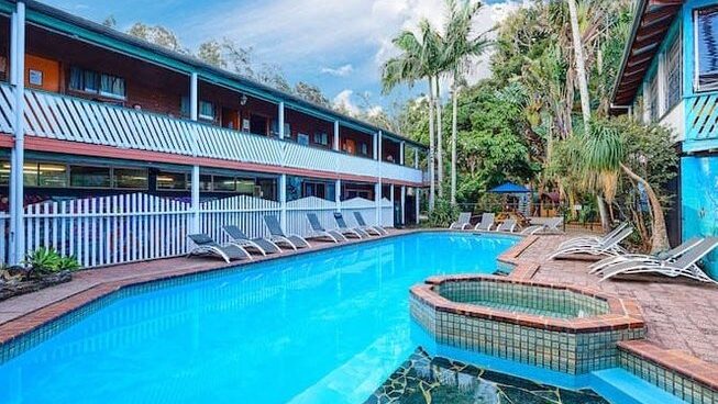 Byron Bay surf camp with Mojo Surf camp Australia