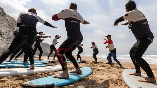 Learner surfers learning with Russo Surfcamp Vale Figueiras a Portugal Surf Camp Algarve Beginner