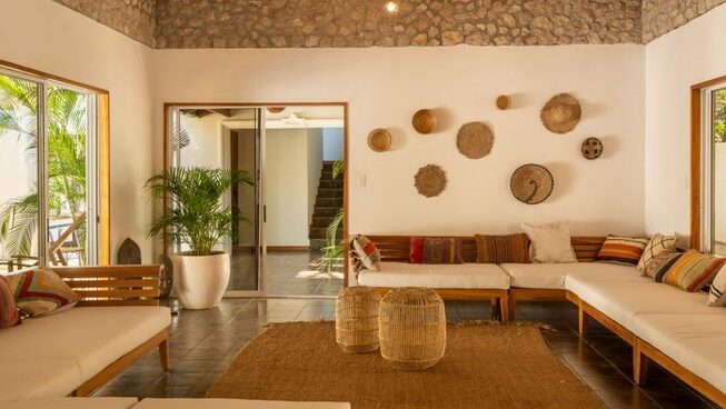 Lounge room of Dream Surf House surf camp in Costa Rica