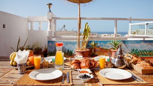 breakfast and blue skies at Hola Surf Hostel Surf camp
