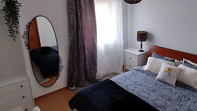 Accommodation with bed at Peniche Surf Lodge in Portugal