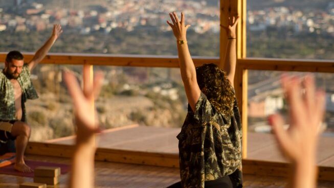 people doing yoga at Easy Surf Maroc surf camp