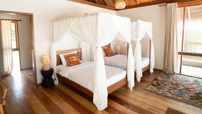 Accomodation with beds at VAYA Mentawai