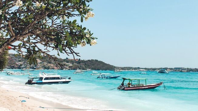 People posing for yoga with Xanadu Surf & Yoga